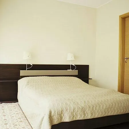 2 Bedroom Luxury With Pool In Patroves