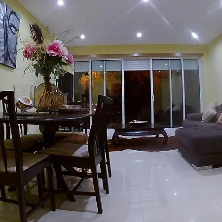 2 Bedroom Luxury With Pool In Patroves 阿尔布费拉