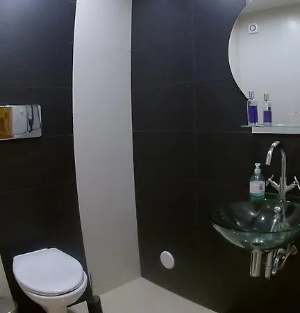2 Bedroom Luxury With Pool In Patroves